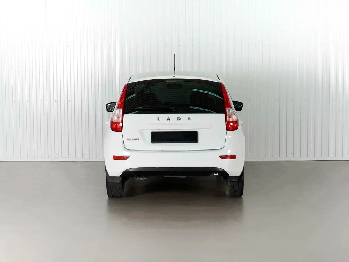 Lada Granta Хэтчбек в Москва - фото №4