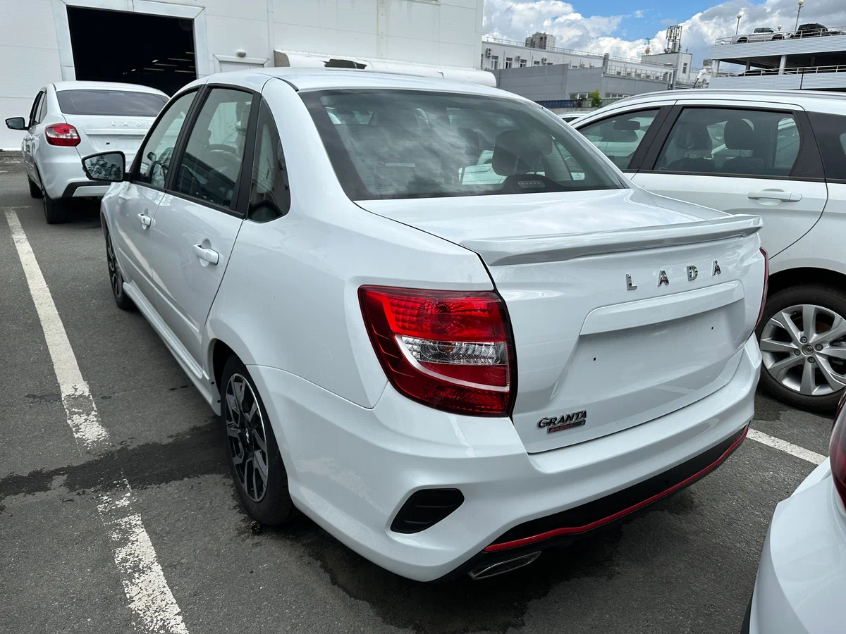 Lada Granta Sportline в Москва - фото №4