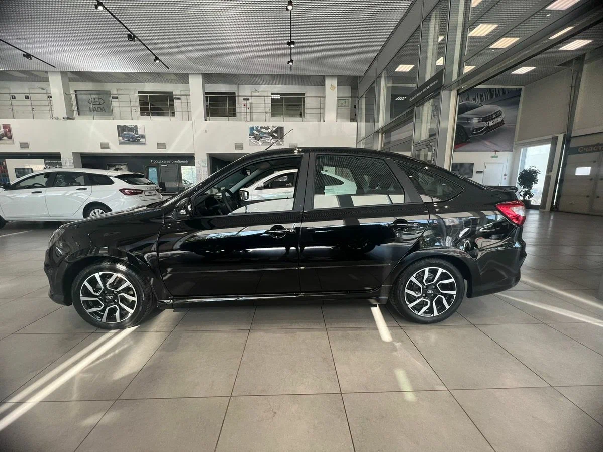 Lada Granta Sportline Лифтбек в Москва - фото №2