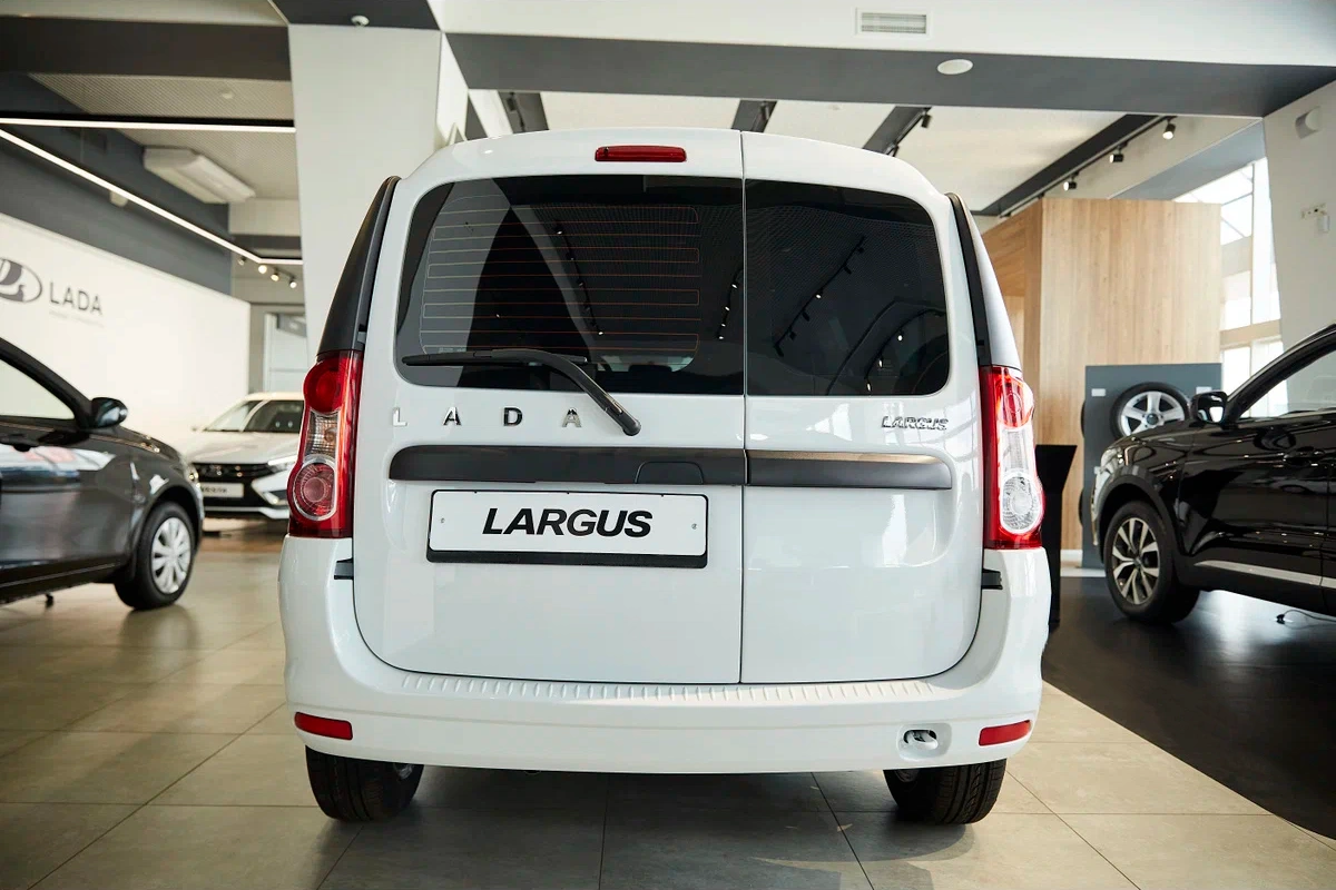 Lada Largus в Москва - фото №4